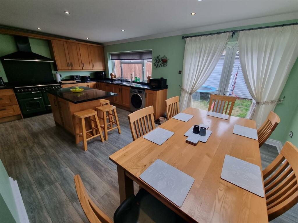 Kitchen/Diner/Sitting Room 5