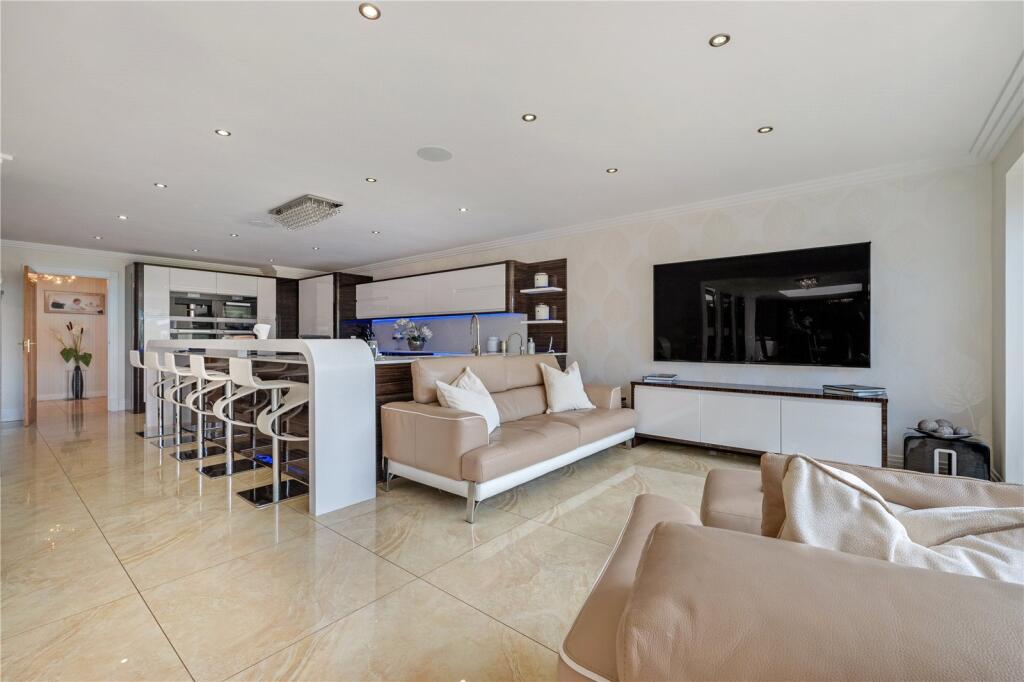 Open Plan Kitchen