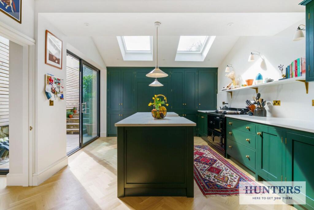 92167_61 Town Street Guiseley (9) - Copy_low.jpg