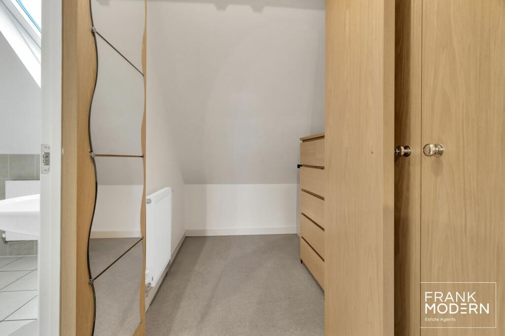 Walk-In Wardrobe (Bedroom One)