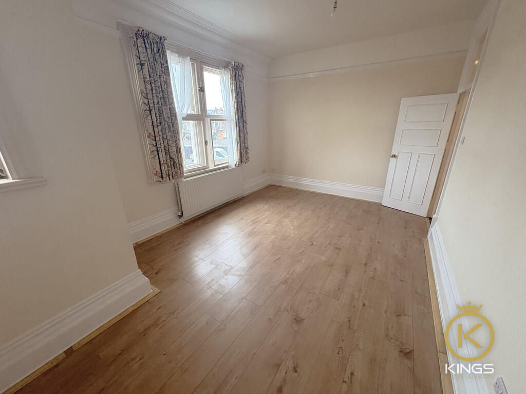 F2 249 LONDON ROA...