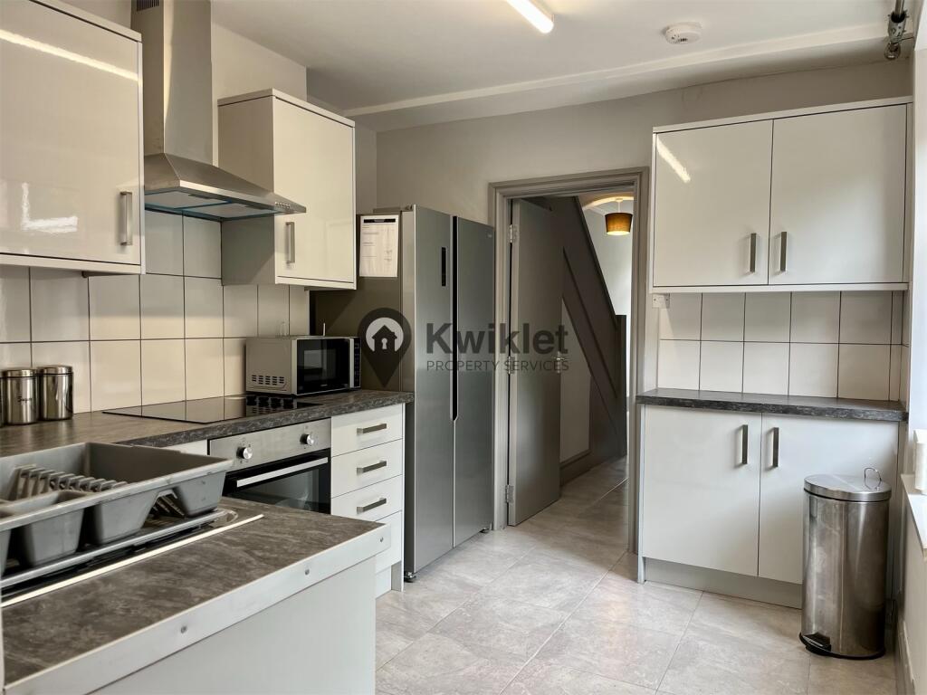 eZy Watermark_29-06-2022_08-47-39pm