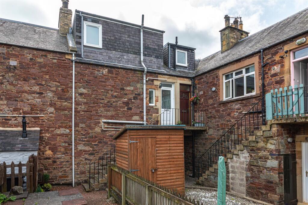 9 Douglas Place Galashiels 10.jpg