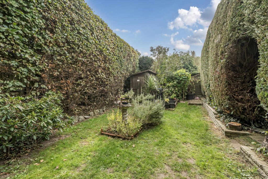 1362441-5-68de50d...