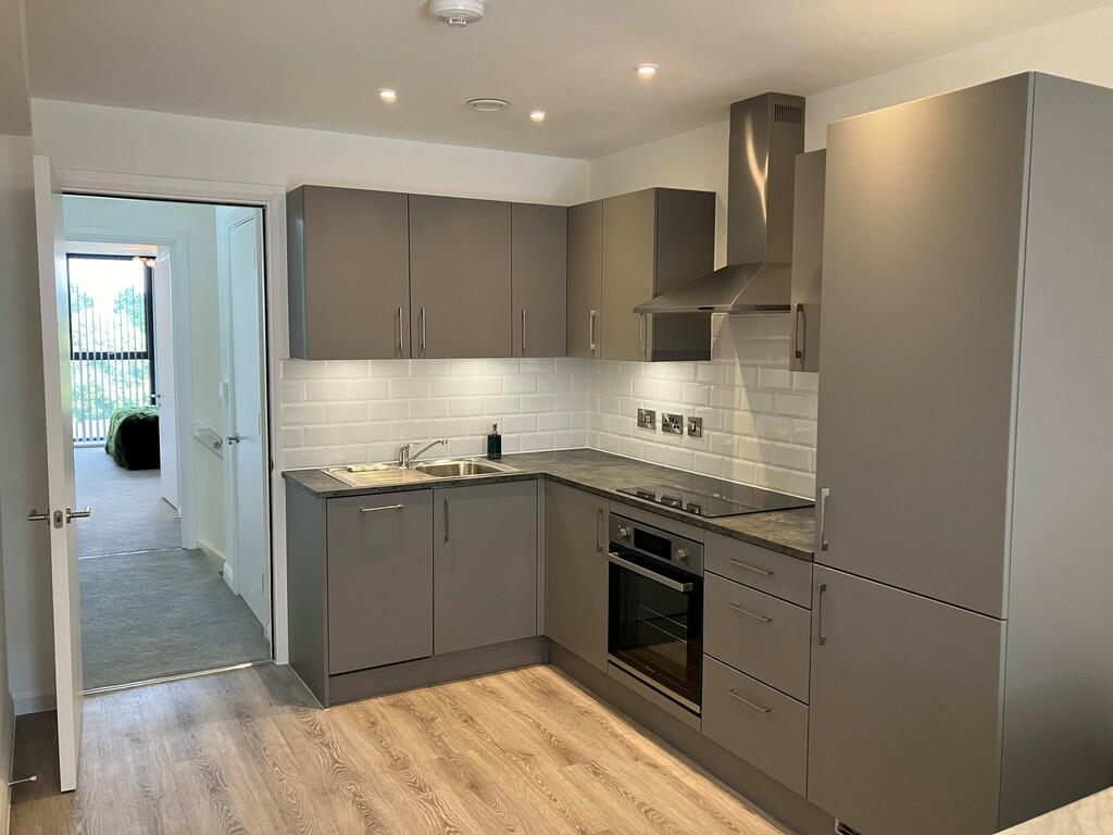 Kitchen b