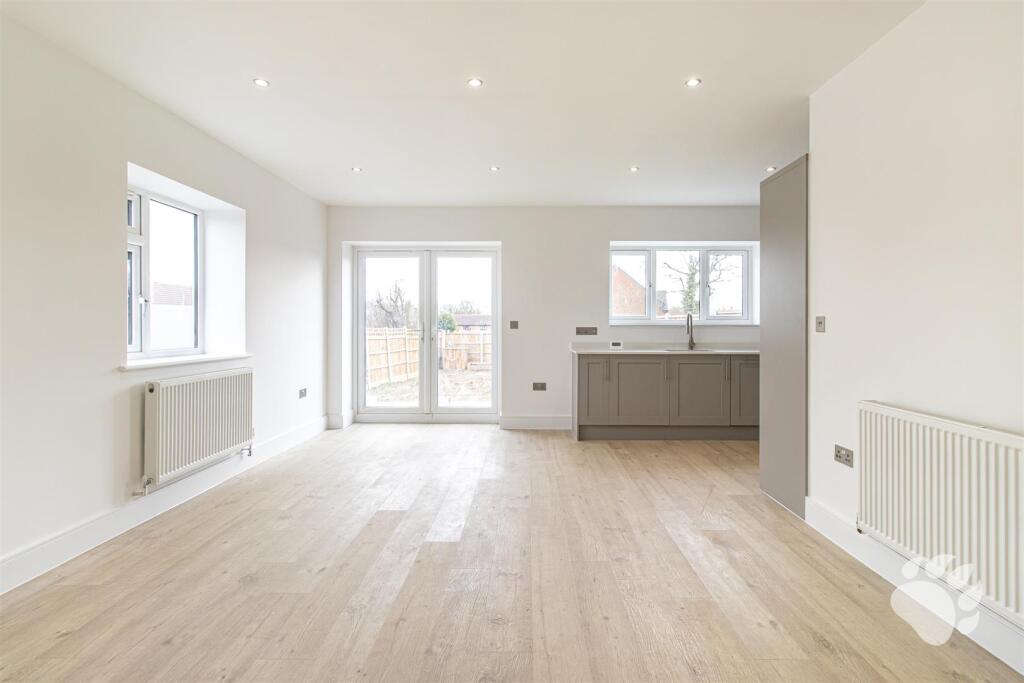 Open Plan Kitchen/Living/Dining Room
