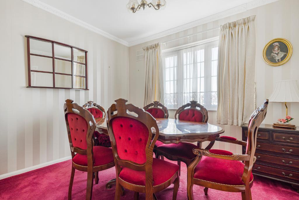 DINING ROOM/BEDROOM 2