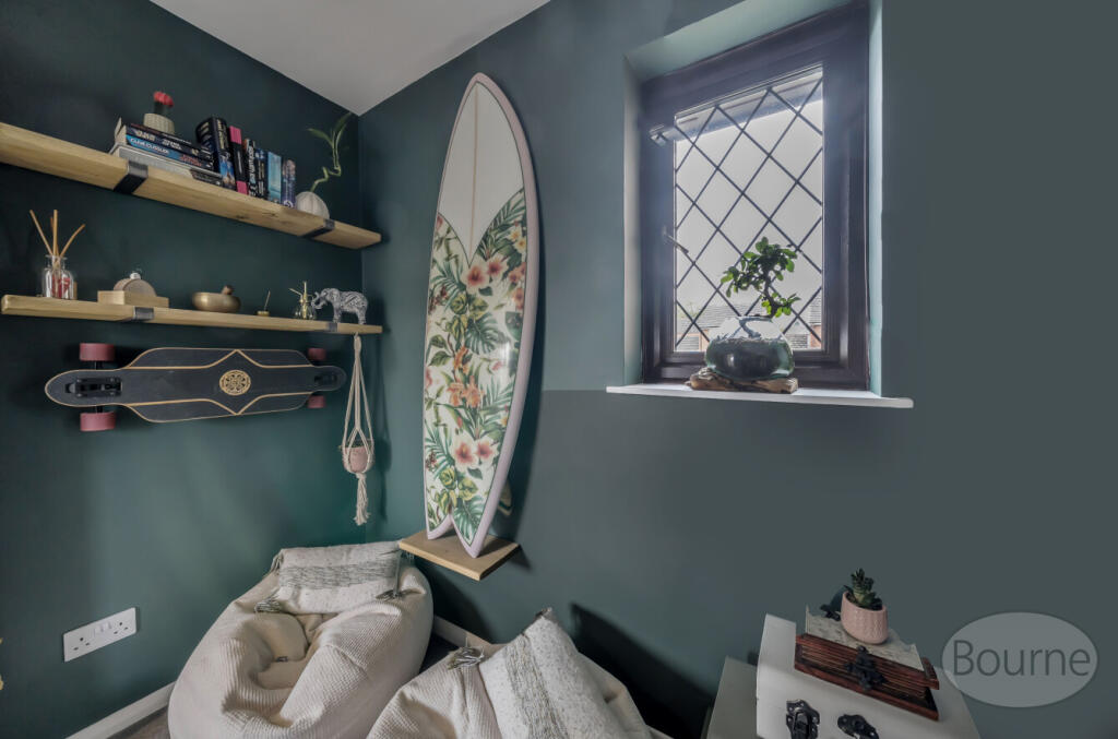 214745e5-0d95-4d3...