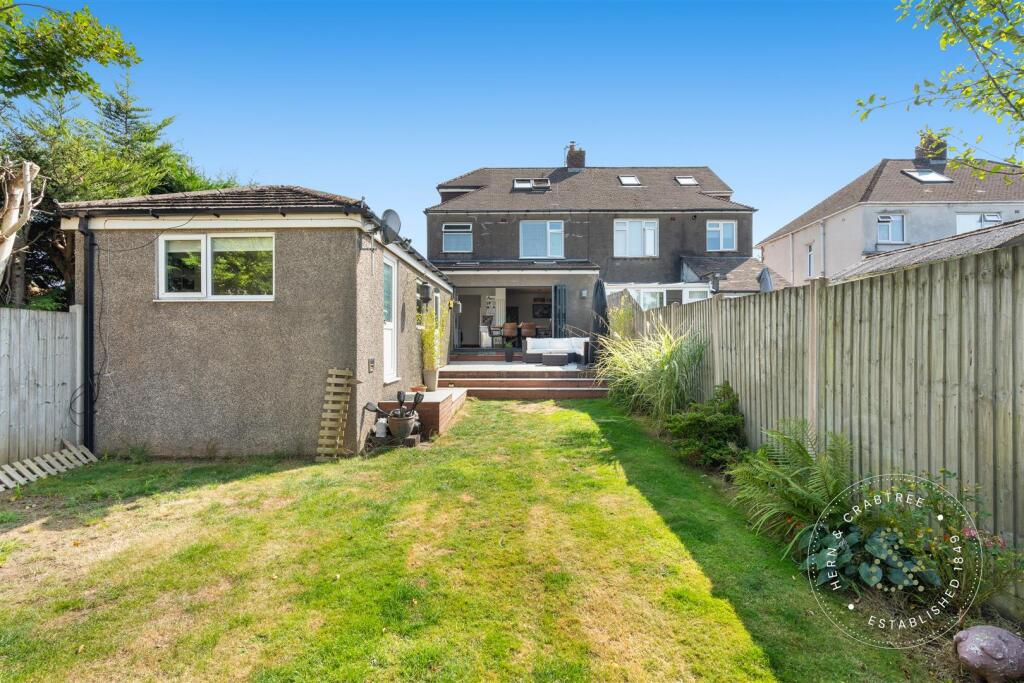 St Brioc, Hern Crabtree (18).jpg