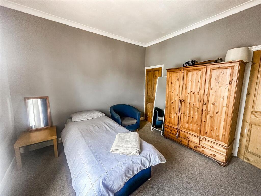 Double Bedroom 2