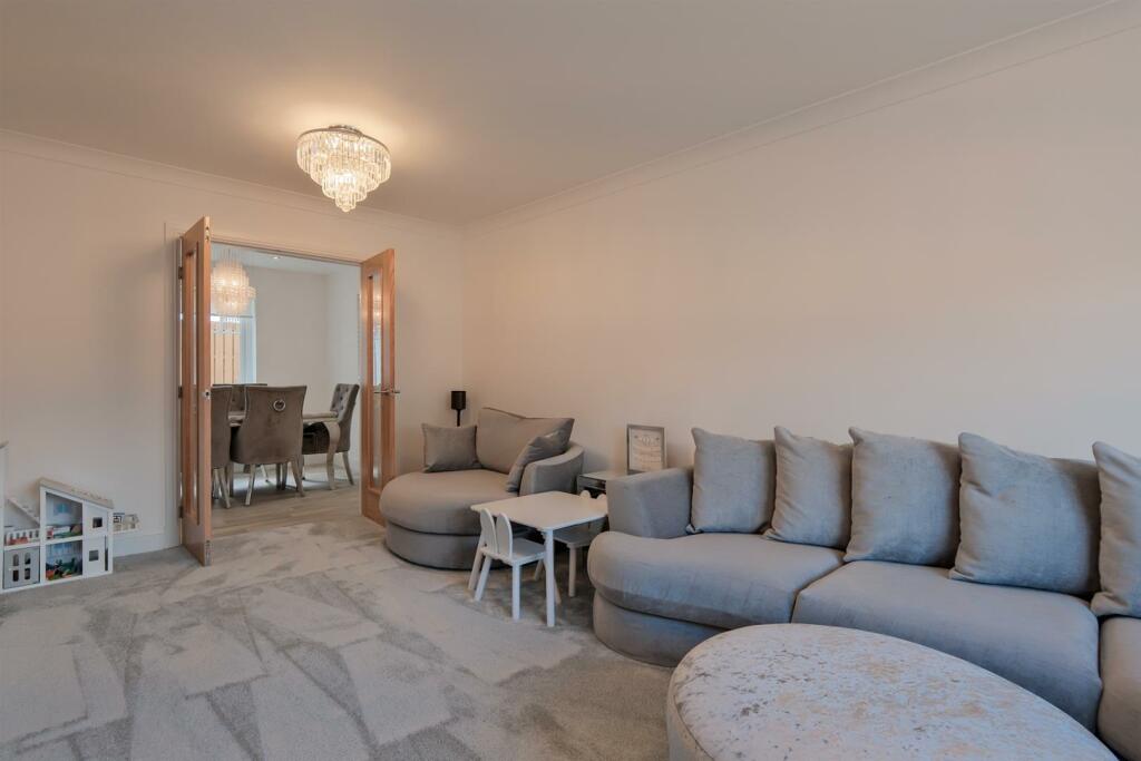 040-5 Curriefield View, Cleland ML1 5GQ.jpg