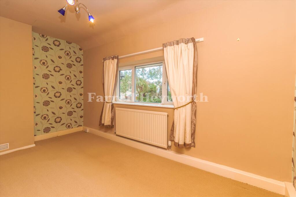 Bedroom 2 image 2 Ne