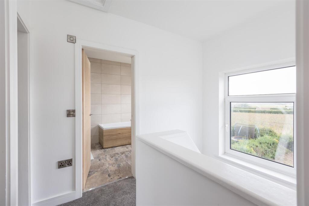 Chestnut Avenue 9 Landing-2.jpg