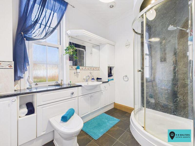 Ground Floor Bathroom