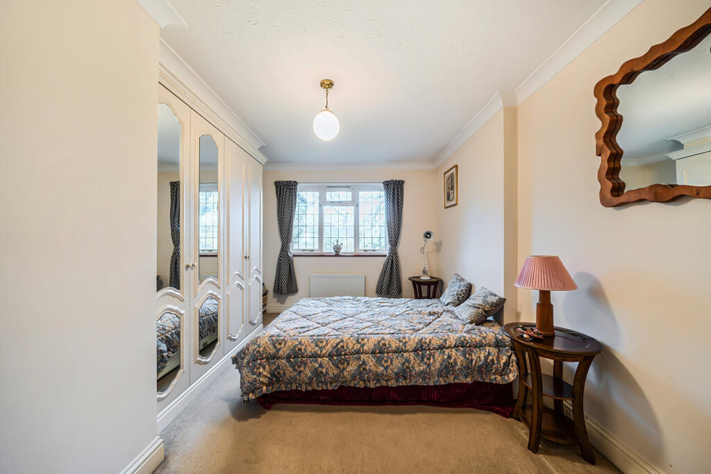 1386202-20-692976...