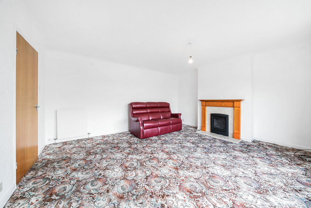 Living/Dining Roo...