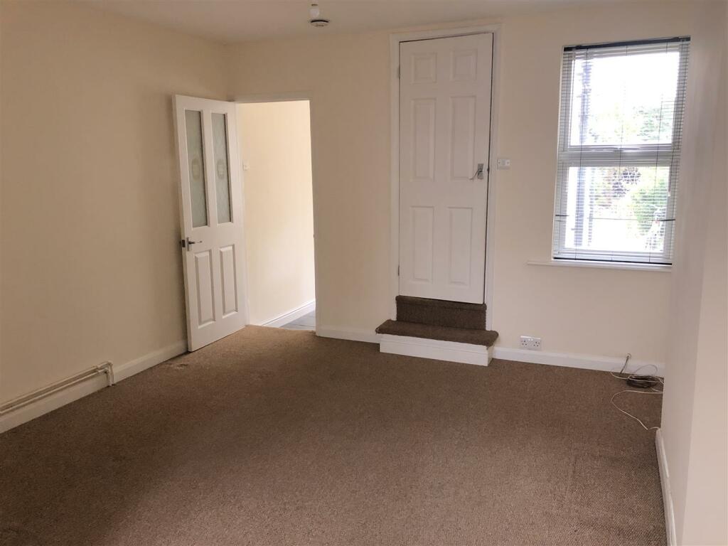 lounge.jpg