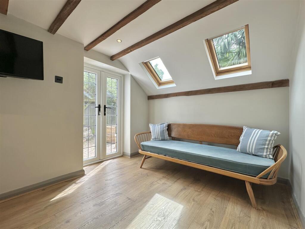 BEDROOM 3
