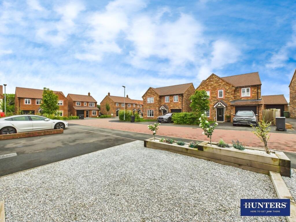 Front Garden/Driveway