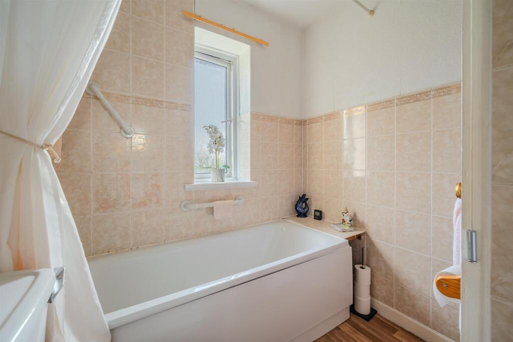 33 Hawthorn Road-8.jpg