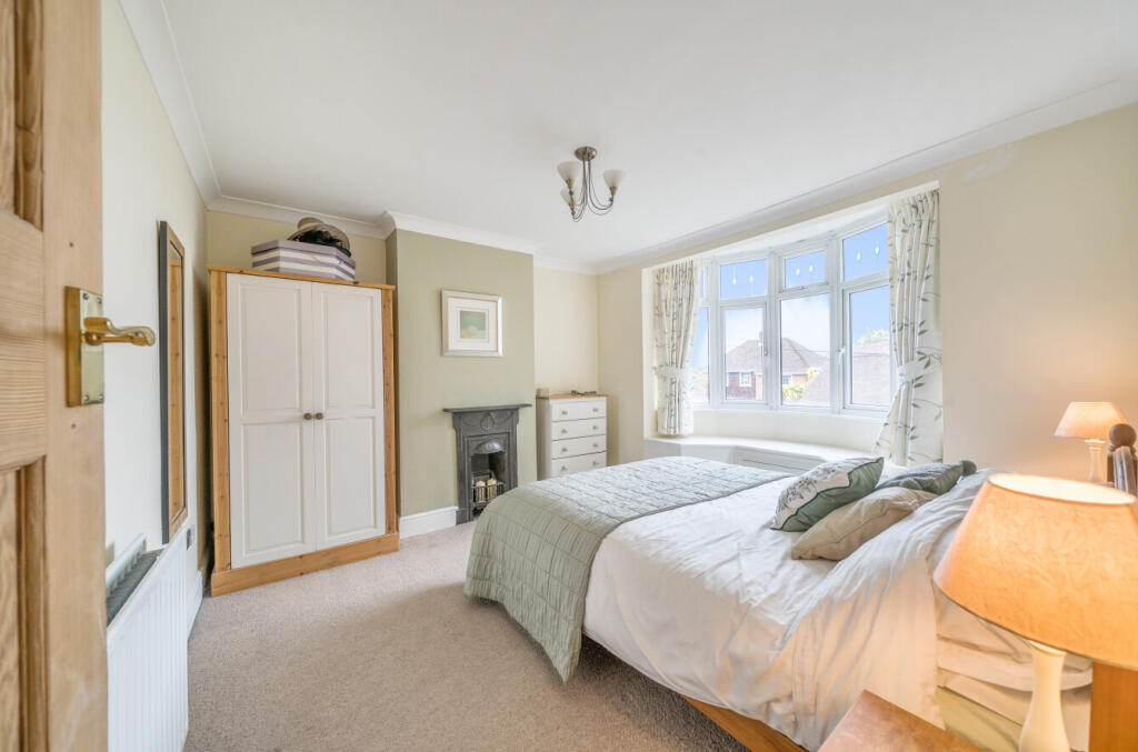 1347214468c1c38d994e1