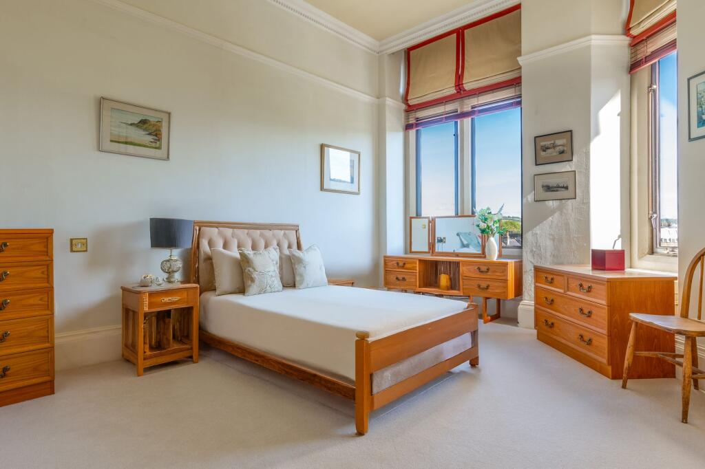 Spacious king size master bedroom