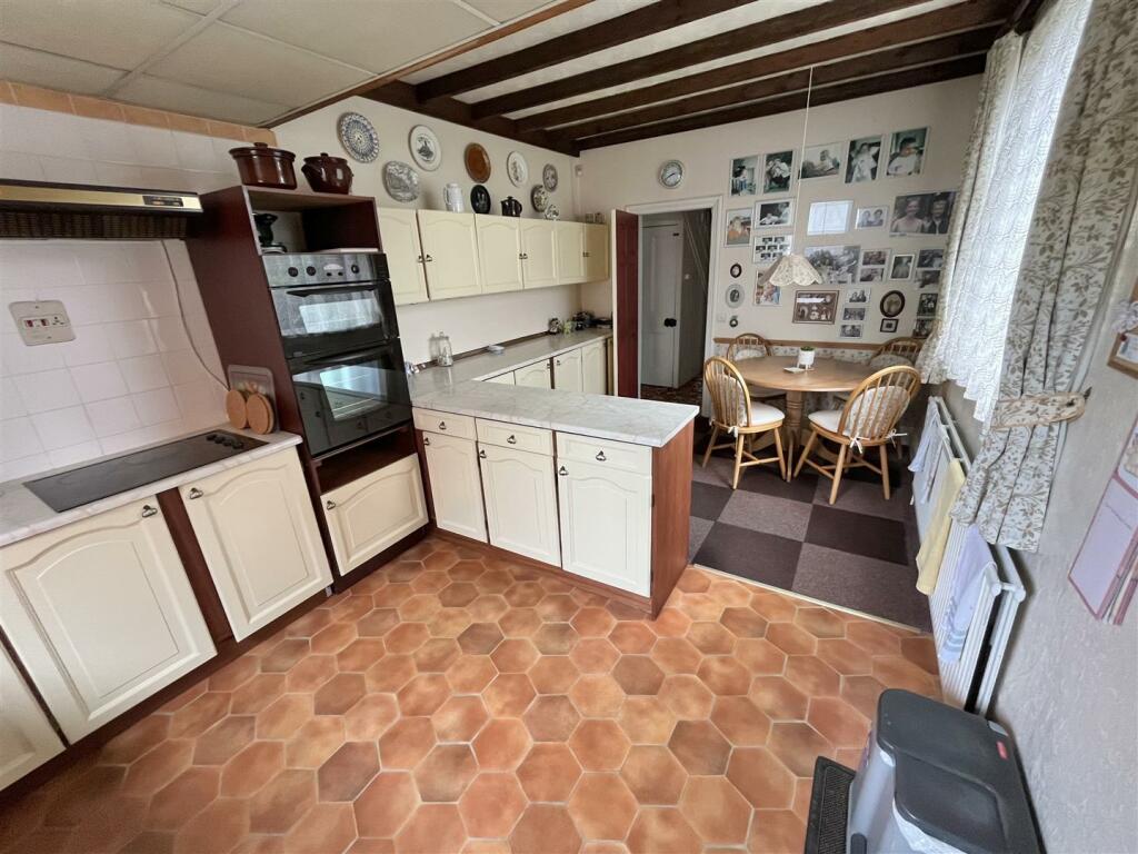 Breakfast Kitchen