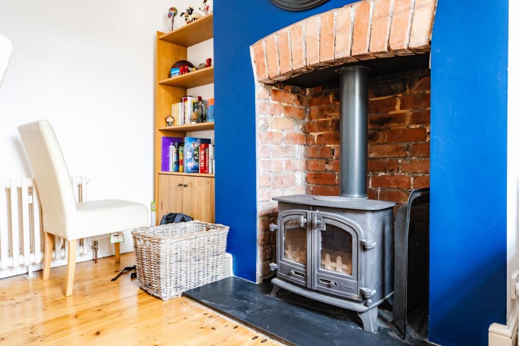 1.4.5 - dining room fire.jpg