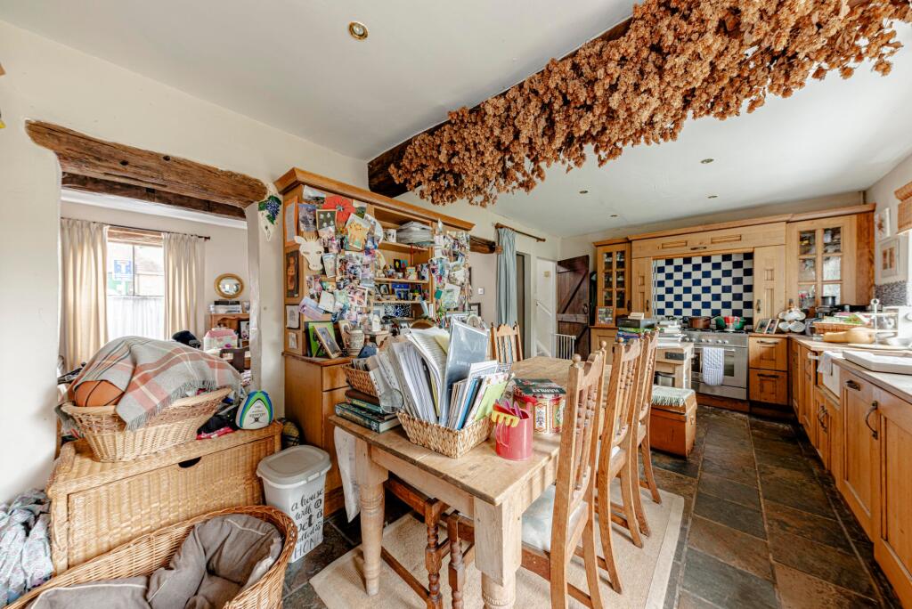 Kitchen/Breakfast Room (2)