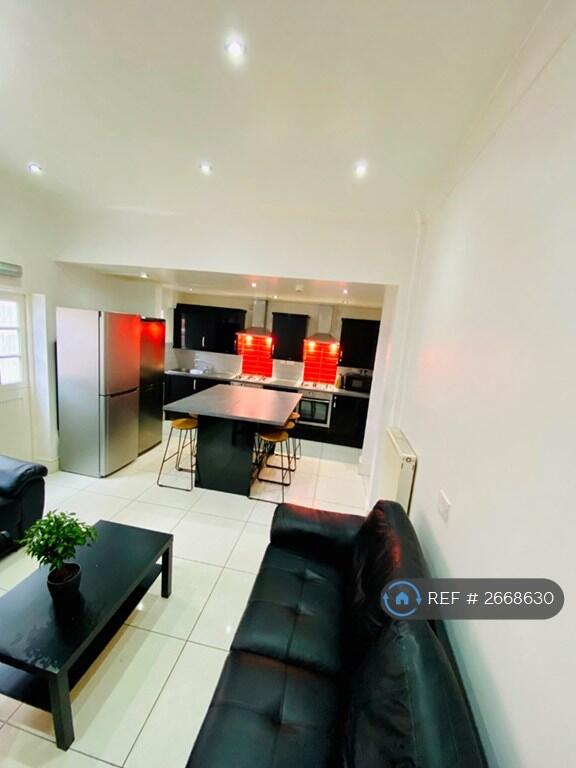 Kitchen/Living Room