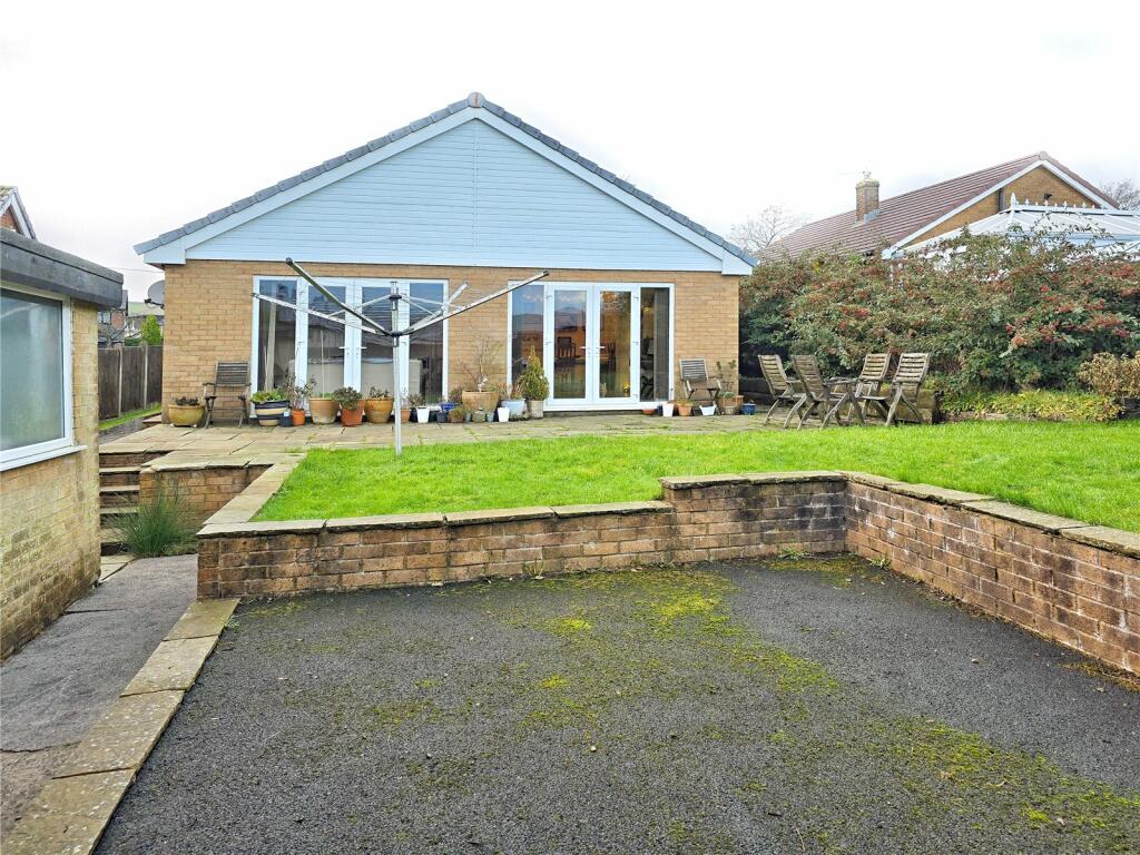 Rear Drive &amp; Lawn