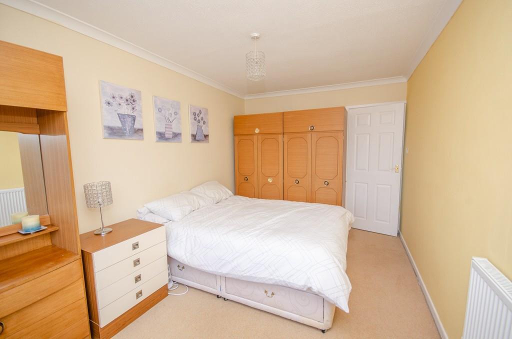 Bedroom three pic 2.jpg