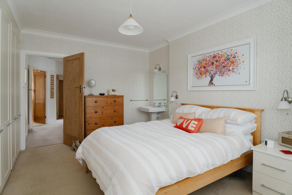 PropertyPortals 21 - Edit.jpg