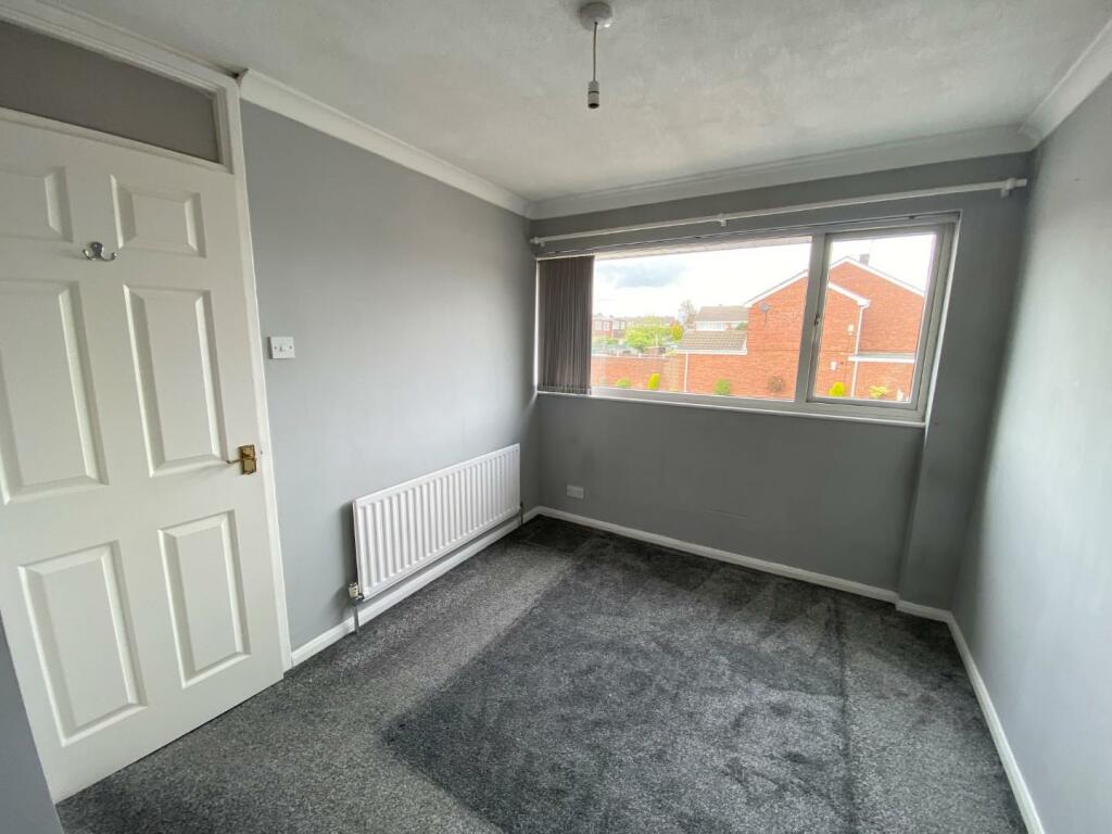 Russett bedroom 2.jpg