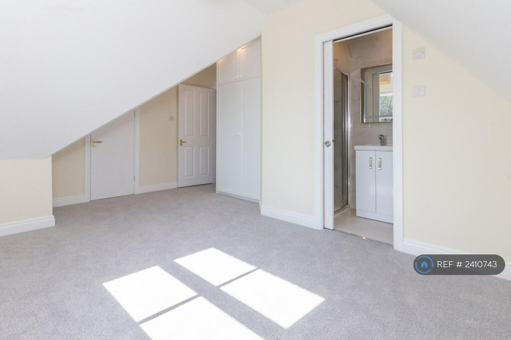 Bedroom 2 With Ensuite 