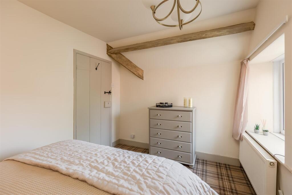 Bondgate 49 Bedroom 2-2.jpg