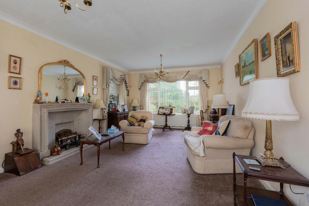 Lounge 1