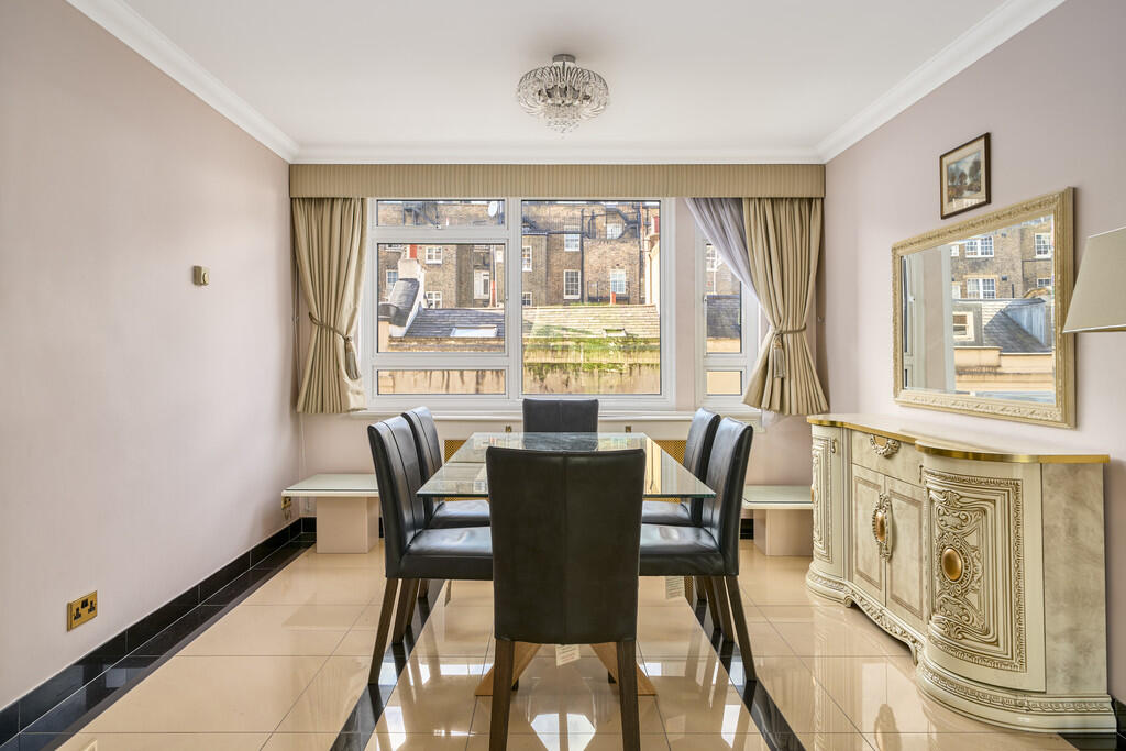 54 Sussex Square,...