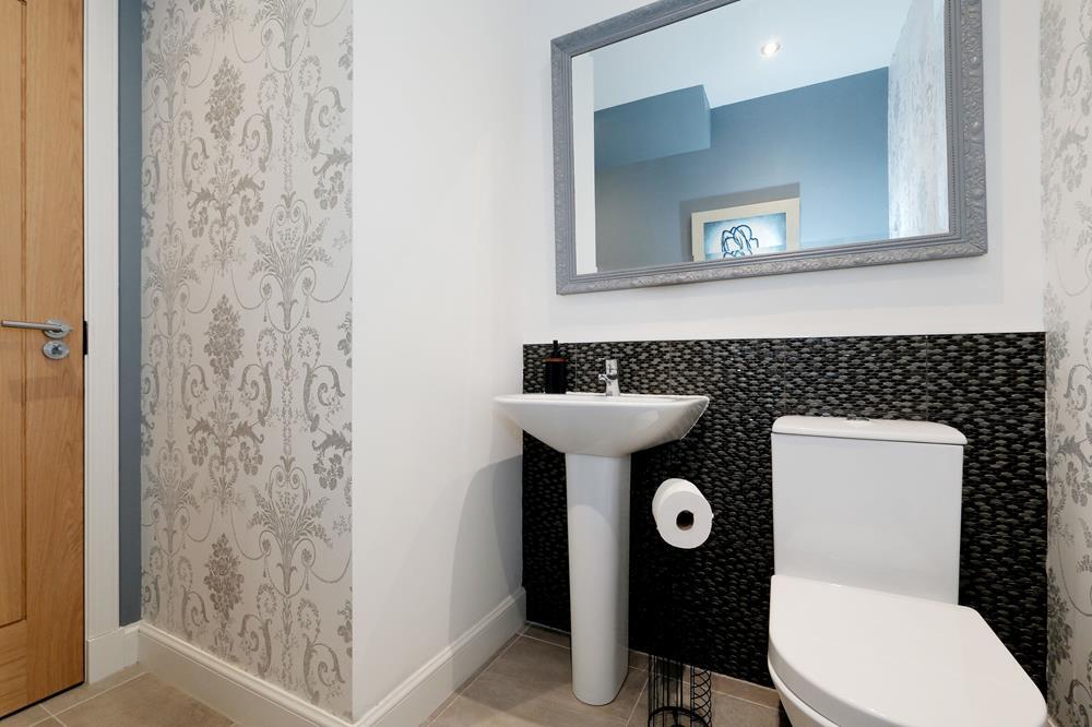 Cloakroom WC