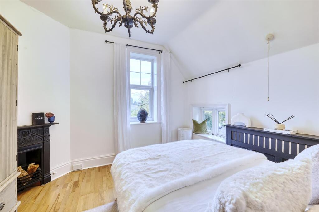 Wellingborough Rd Rushden-1.jpg