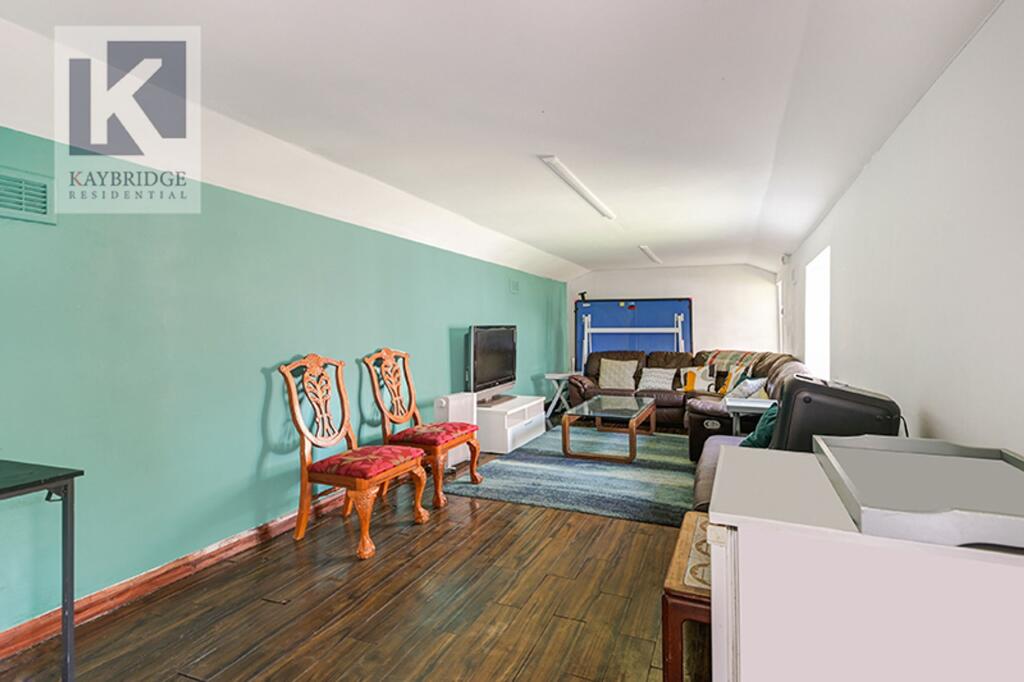 The Hawthorns, Epsom - KT17 2QA