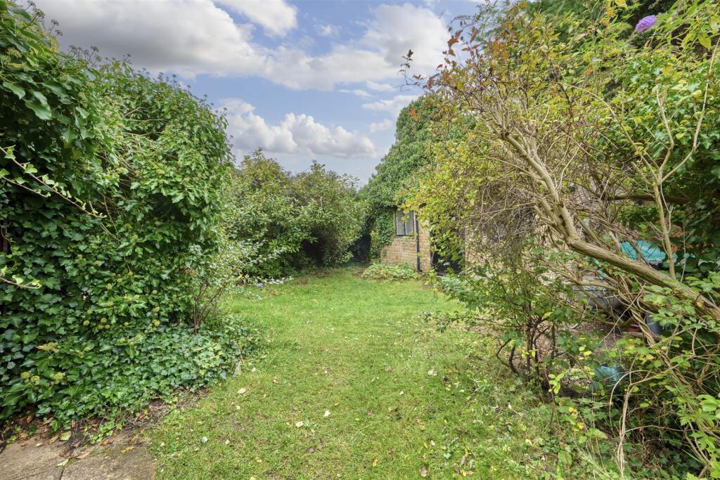 Wendy Cottage Pilton-6.jpg
