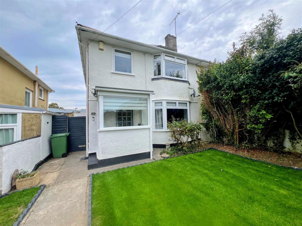 LANCASTER GARDENS, WHITLEIGH, PLYMOUTH PL5 4AE