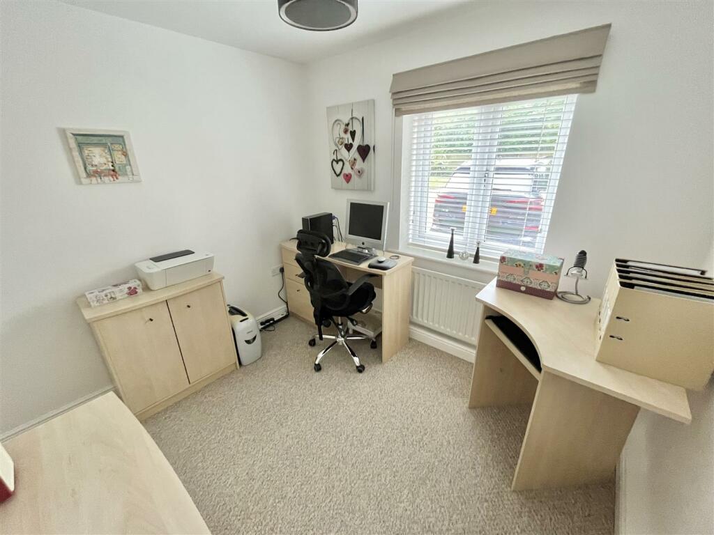 Bedroom 2 Aspect 2