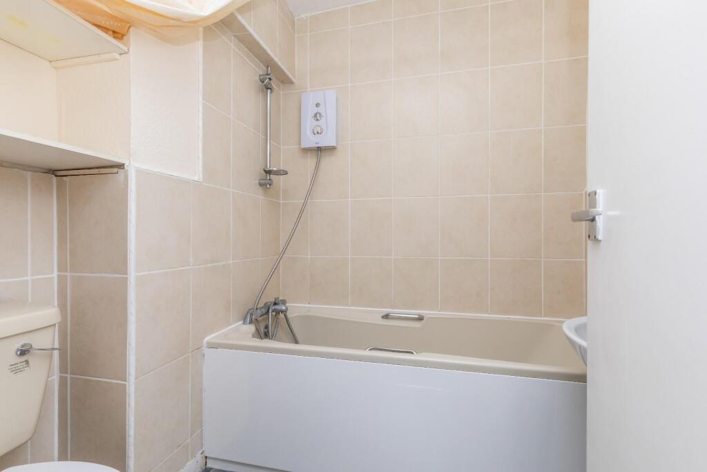 Flat 19-2.jpg