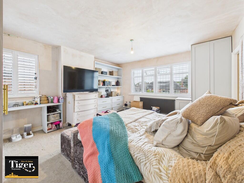 CAM03440G0-PR0361...