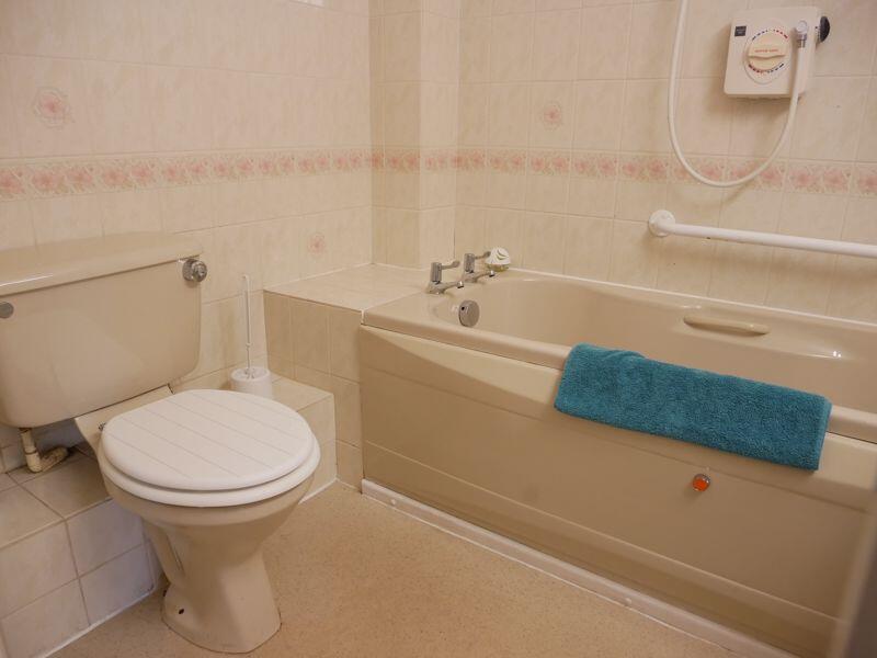 Photo 3