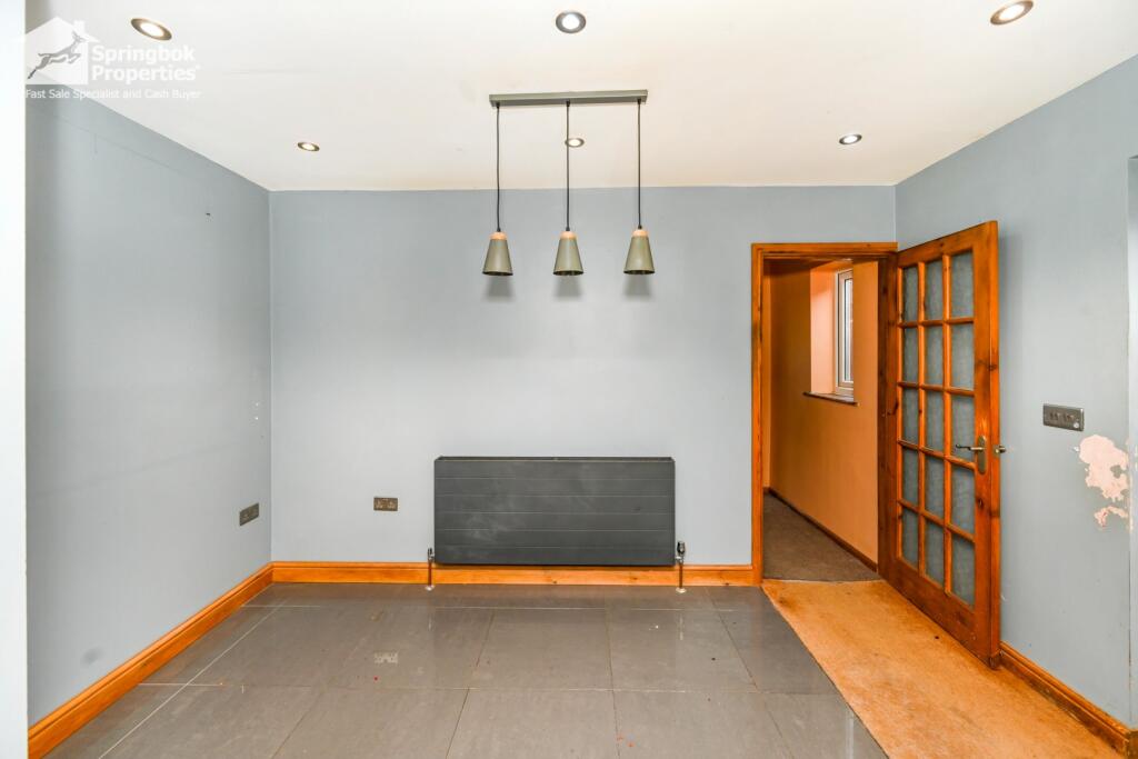 IMAGE 7