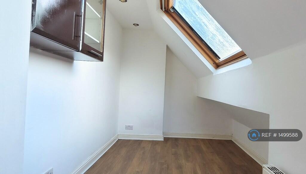 Bedroom 3.2