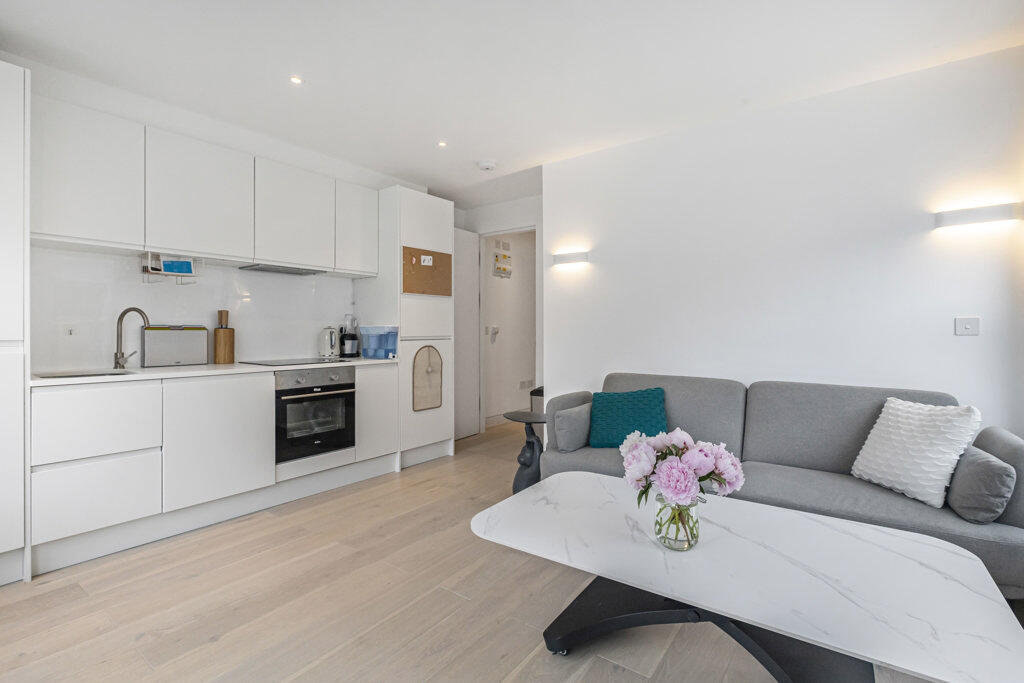 Reception/Kitchen